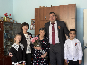 Поздравления тружеников тыла на дому – наша добрая традиция